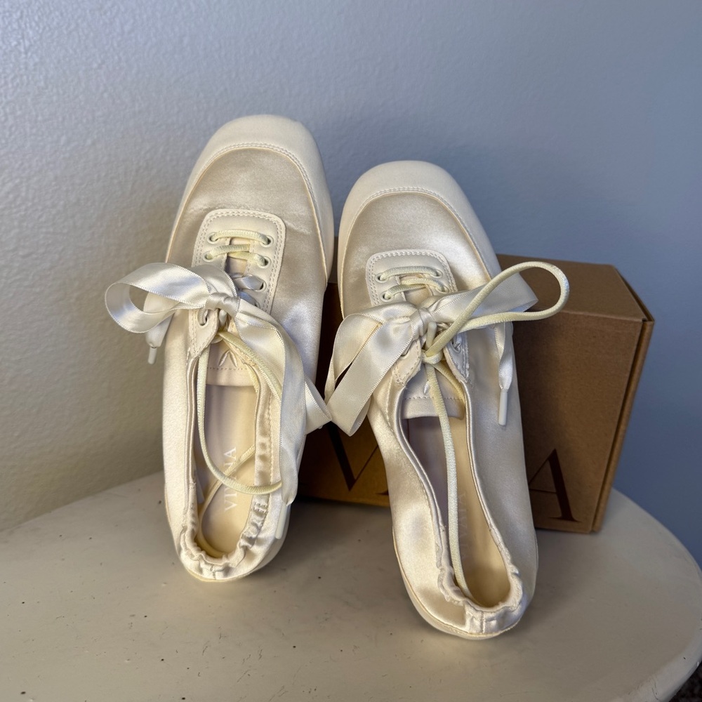 VIVAIA Ballet-core Cream Satin Women's Shoes